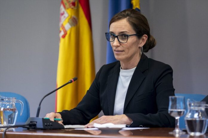 Mónica García prepara su golpe a Madrid: «Aumentarán las listas de...