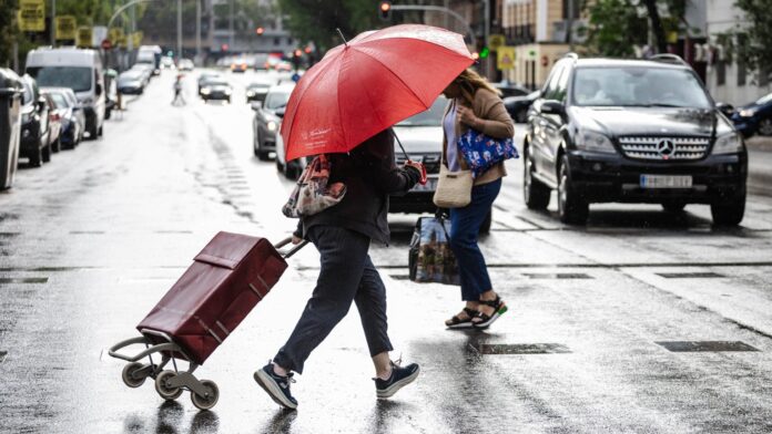 Ni lluvia ni tormenta: la AEMET avisa de lo que llega a Madrid en...