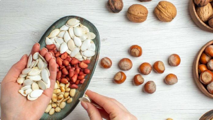 El fruto seco que aumenta la masa muscular, mejora la memoria y...