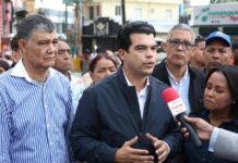 Recorrido de Wellington Arnaud en Herrera busca soluciones a daños ocasionados por lluvias