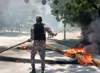 Cinco días sin luz desatan protestas en Palo Alto, Barahona